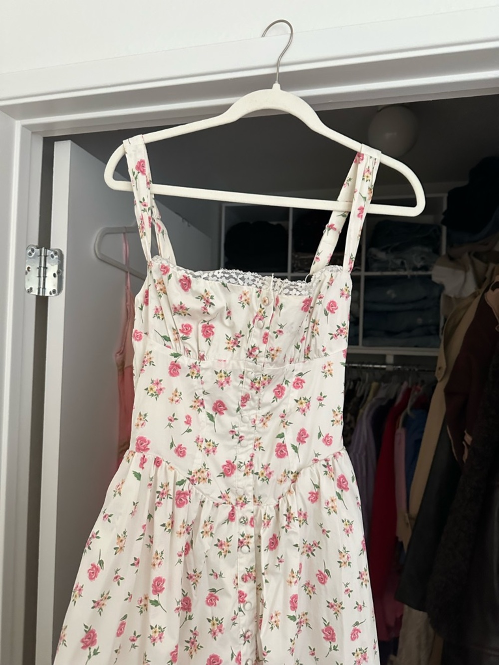 House of CB Tatiana Floral Dress - Picture 2 of 7